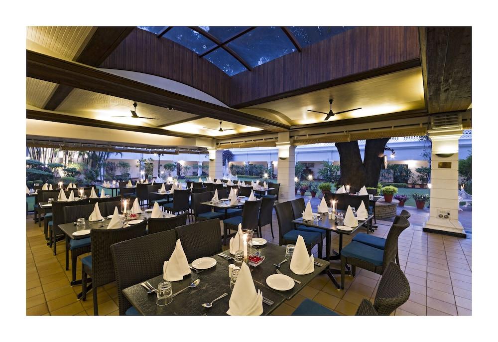 Jehan Numa Palace Hotel Μποπάλ Εξωτερικό φωτογραφία