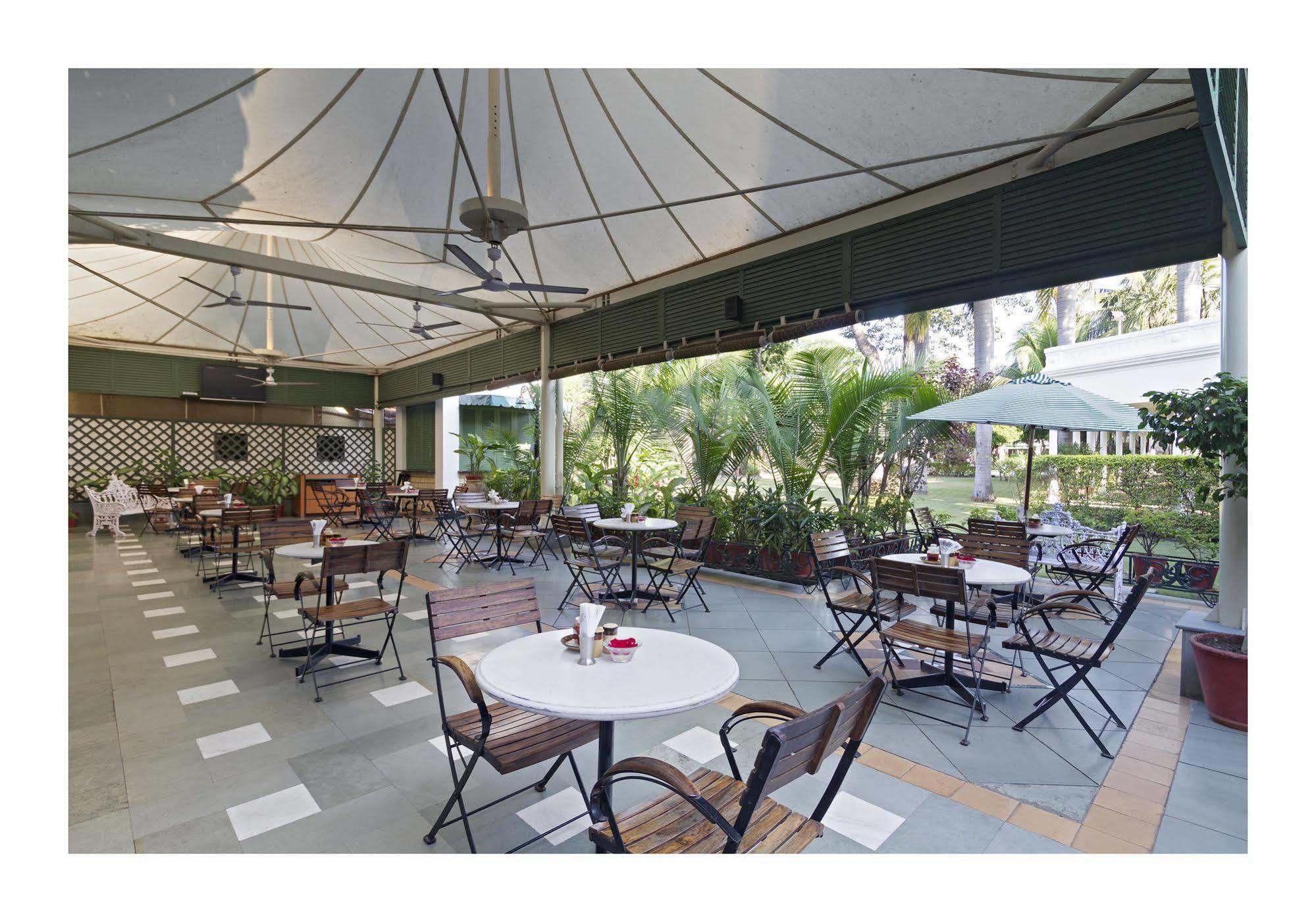 Jehan Numa Palace Hotel Μποπάλ Εξωτερικό φωτογραφία